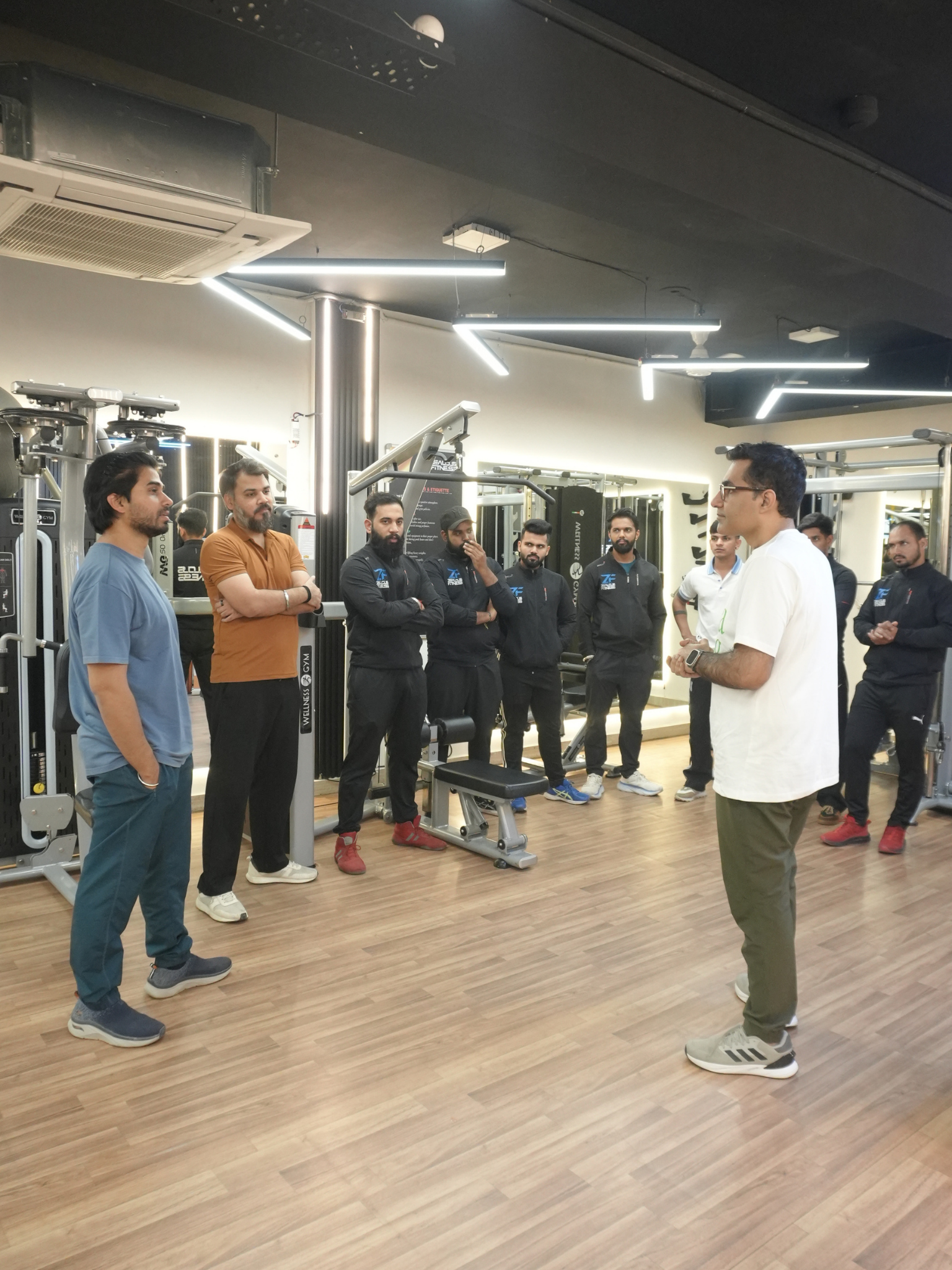 #SEENASTRONG CAMPAIGN: Educating the fitness community about Gynecomastia in men, by Dr. Anmol Chugh